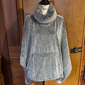 SHANNON PASSERO Cozy Faux Fur Cowl Neck Poncho w/ Kangaroo Pocket, OS, Gray
